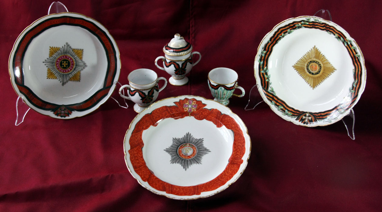 Предмети із «орденських» сервізів. Завод Гарднера. Кін. XVIII ст.