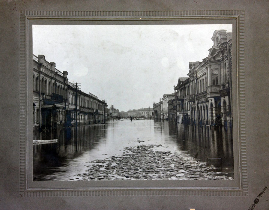 Повінь на вул. Рибній у Харкові. 7.03.1893 р. Фото Іваницького О.М.